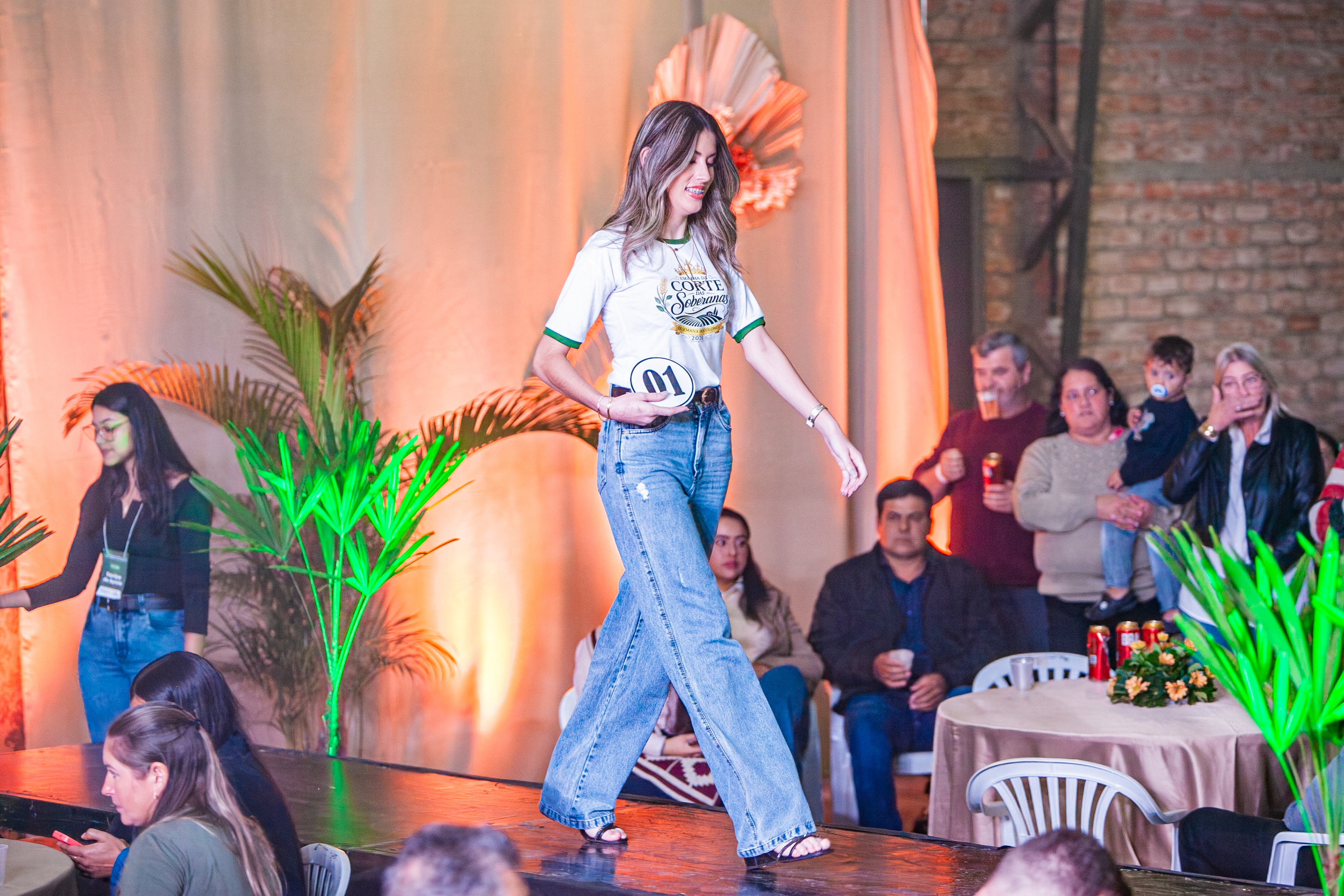 Desfile e Presença de Palco